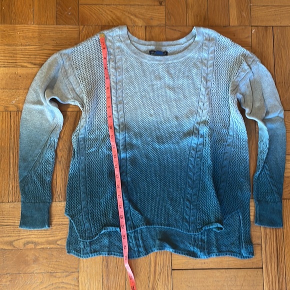 Blue Ombré American Eagle Sweater - Picture 2 of 4
